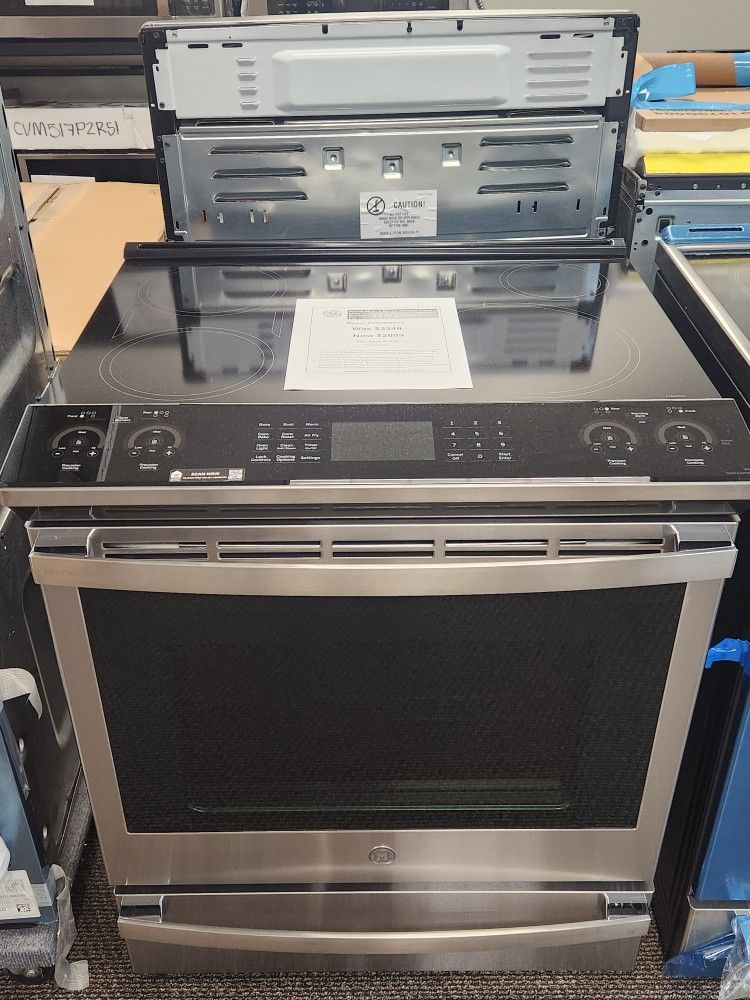 Profile 28 cu.ft Quad Door Bottom Freezer Refrigerator Fingerprint Resistant Stainless w/Dual-Dispense AutoFill Pitcher
