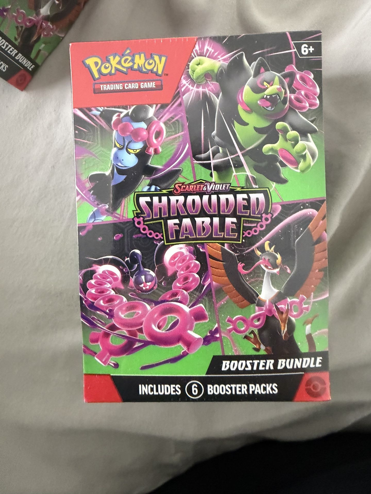 Pokemon Shrouded fable booster Bundle