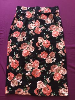 New Floral pencil skirt