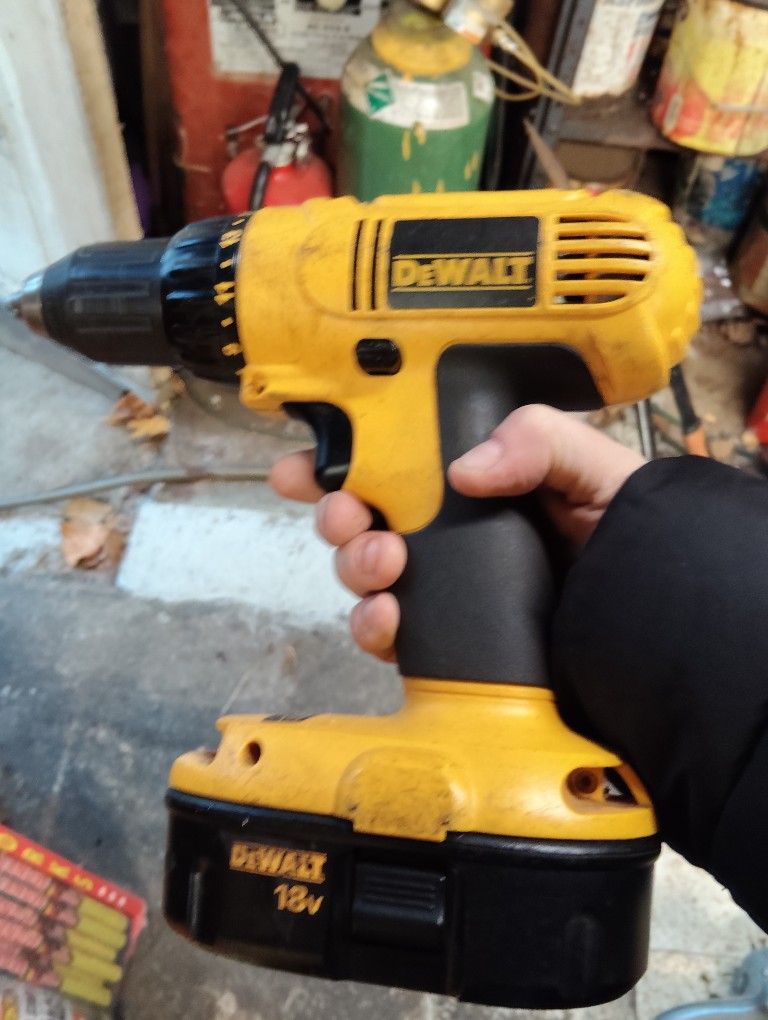 Dewalt Drill. 