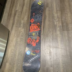 GNU Snowboard Size 156 Wide Version 