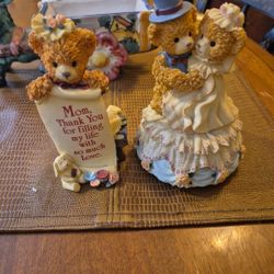 Two vintage Bainbridge bears ceramic figurines