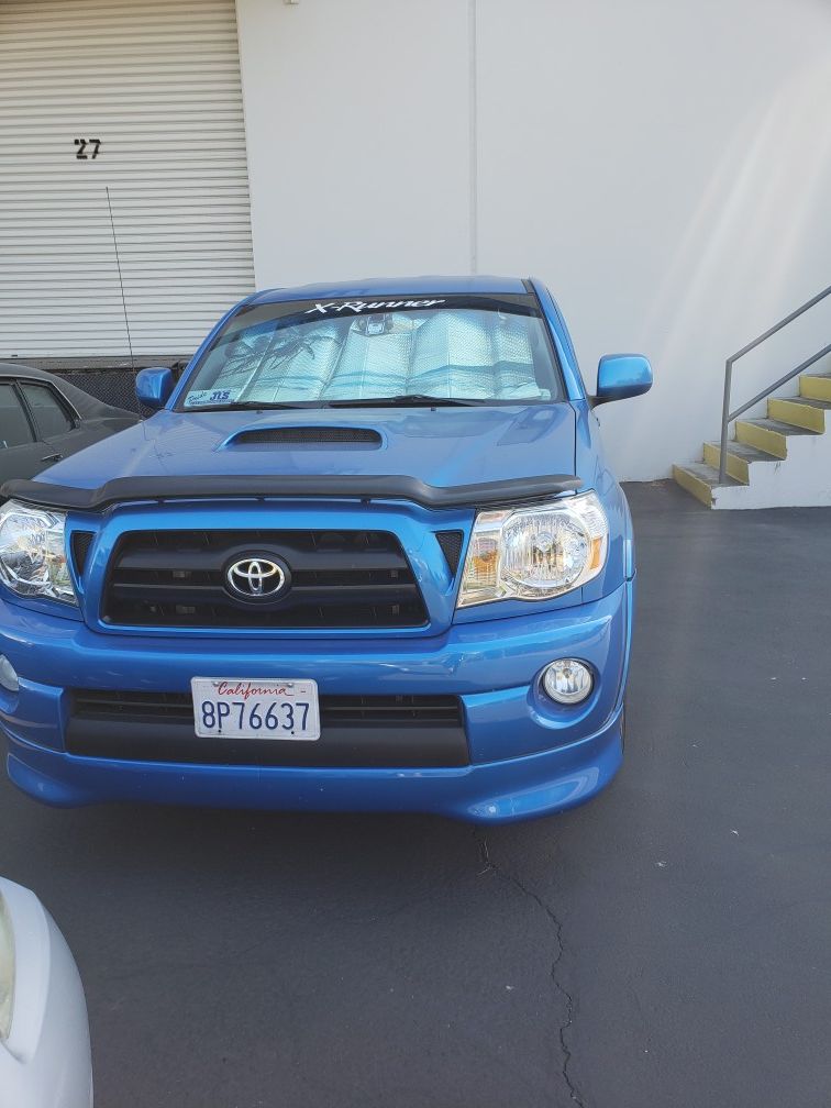 Toyota Tacoma X-runner