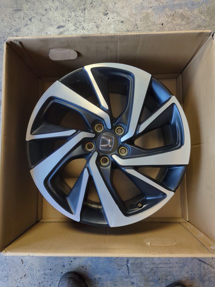 One☝🏼 Single 18"Honda HR-V  OEM Replacement Wheel.