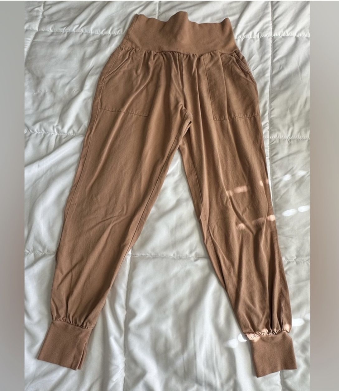 Tea n Rose Tan Joggers for Women