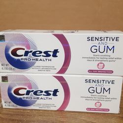 Crest Prohealth Sensitivity And Gum Lot.