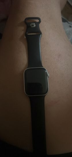 Apple Watch Series 5 44mm black sports band