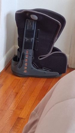 Walking boot