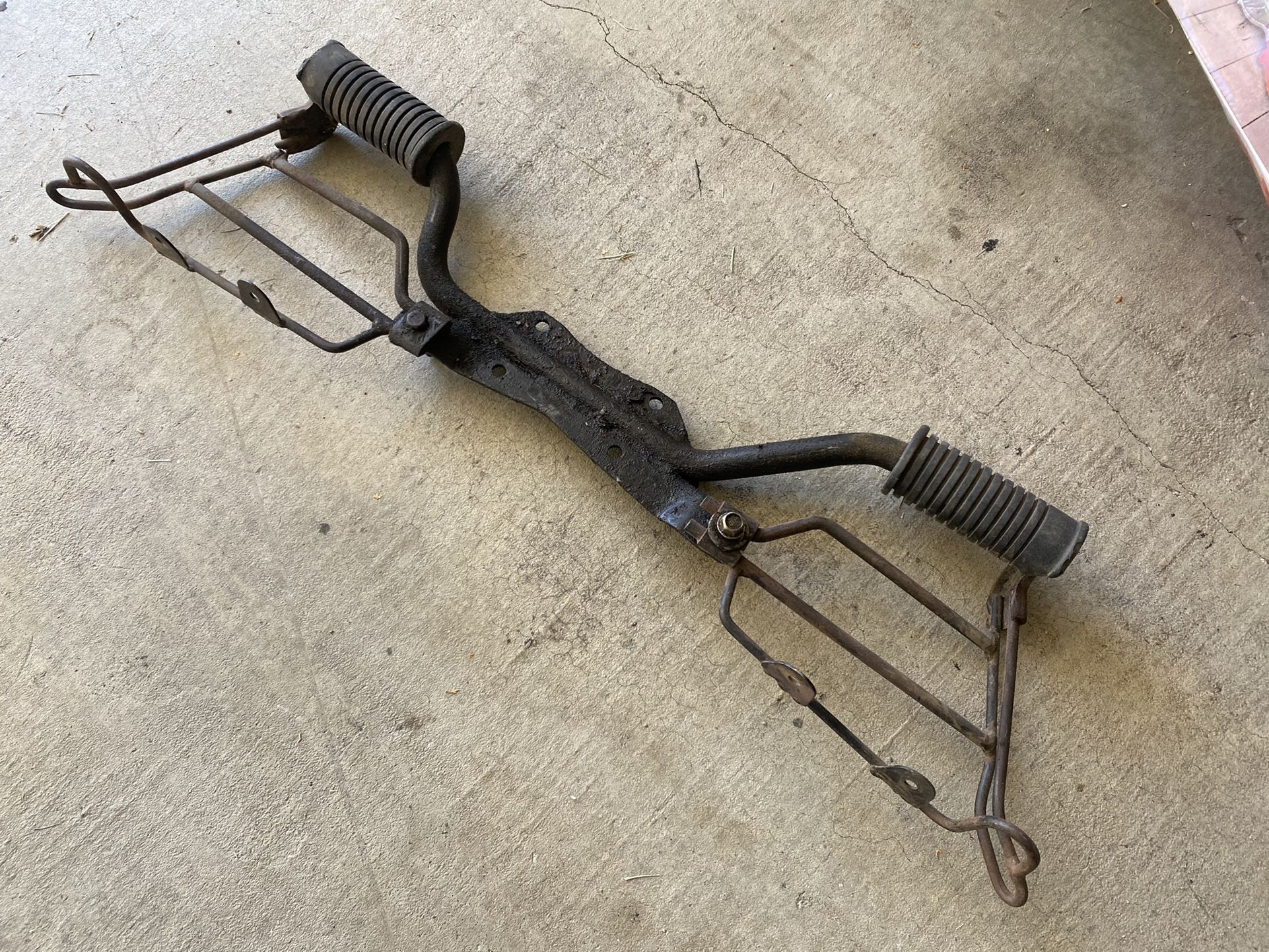 Honda TRX70 ATC70 foot pegs with gaurd