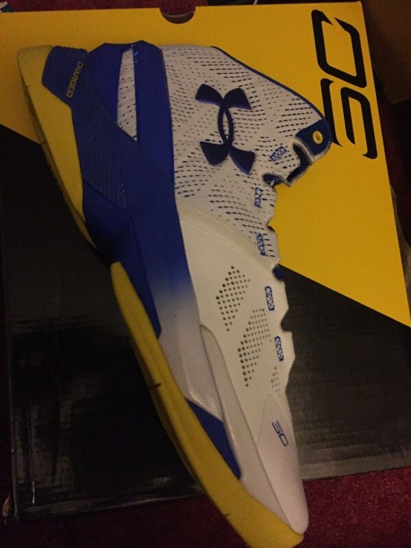 UA Stephen Curry 2s