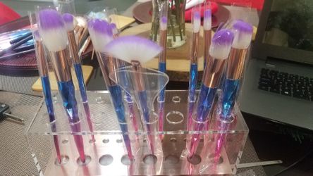 Makeup brushes and holder