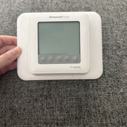Honeywell Home Pro Series Thermostat 