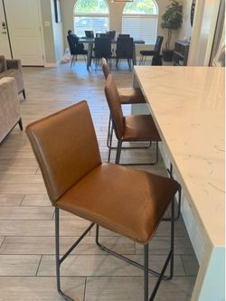 3 Barstools