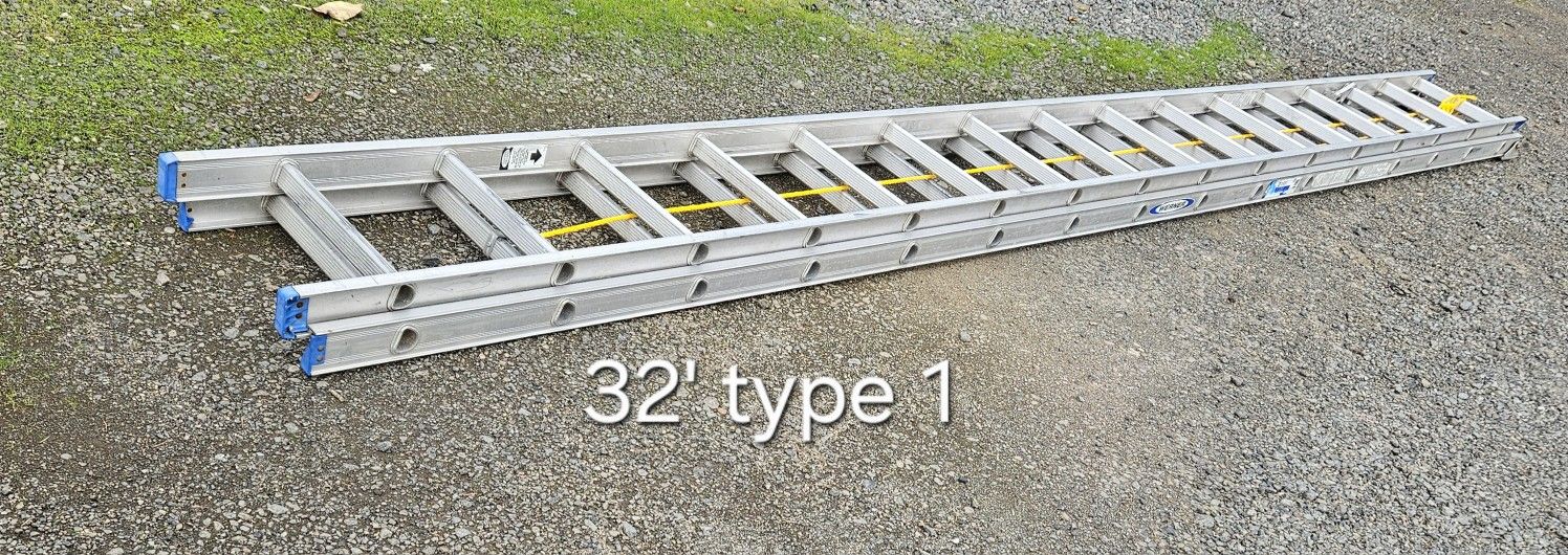 32' Werner ladder-type 1(250#)
