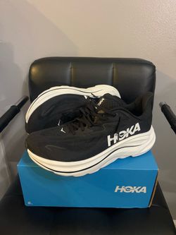 Hoka Clifton 10/ size 10D Men’s $100