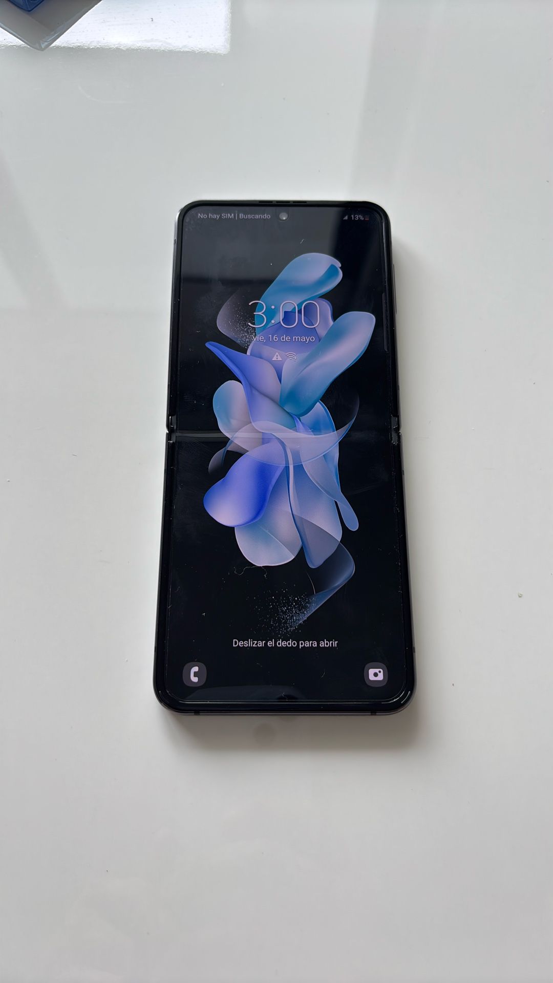 Samsung Z Flip 4 (Unlock) Like New