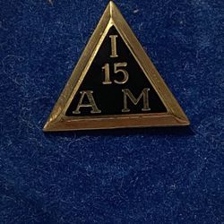 AMERICAN MACHINIST 15 YEAR SERVICE TRADE UNION PIN GOLD FILLED TIE TACK