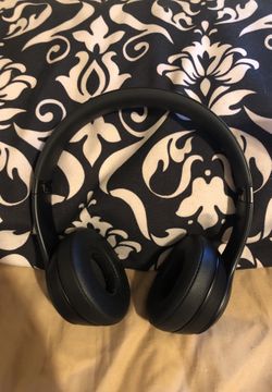 New Beats Solos brand new