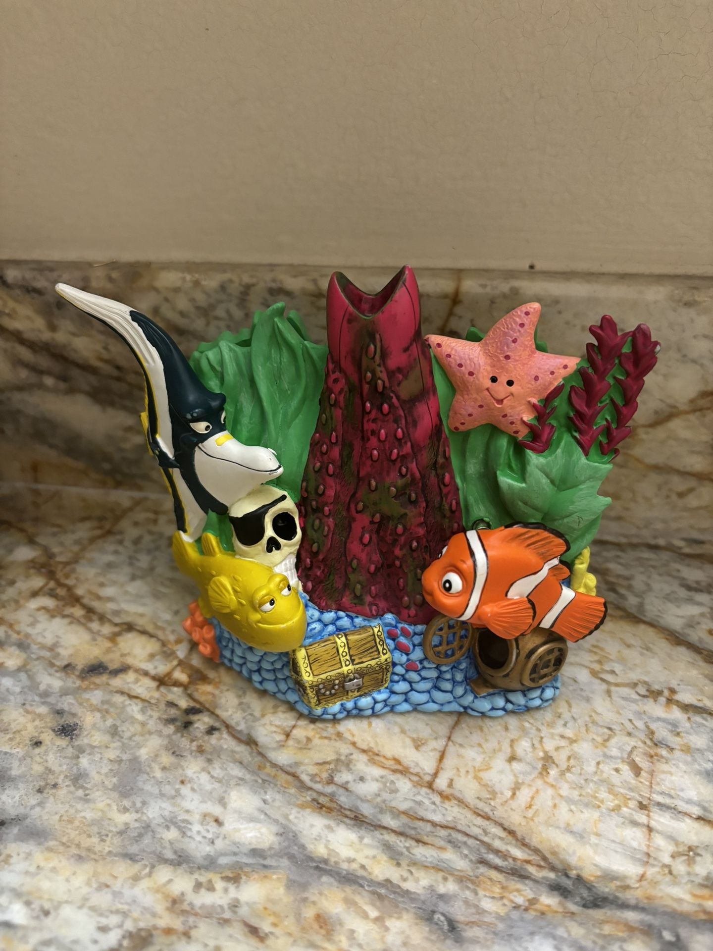 Disney Finding Nemo Decor