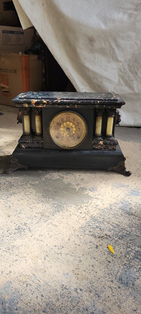 Vintage Clock Does Work