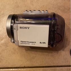 Sony sports pack handy cam for underwater filming