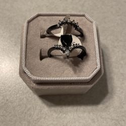 Women’s Wedding Band Set Size 9