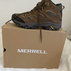New Merrell hiking boots