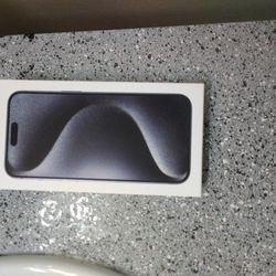 Iphone 15 pro max 256 gb new and unloked