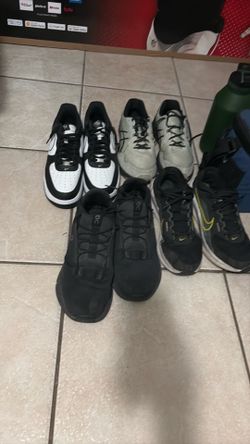4 pairs of shoes Used / new shoes size 13 $130