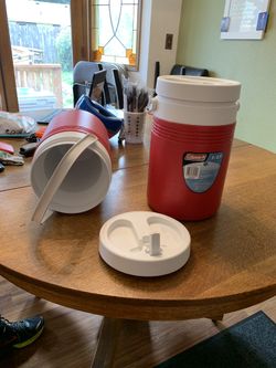 Coleman Insulated Jug—-1 gallon