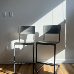 Bar/high Top Chairs x2
