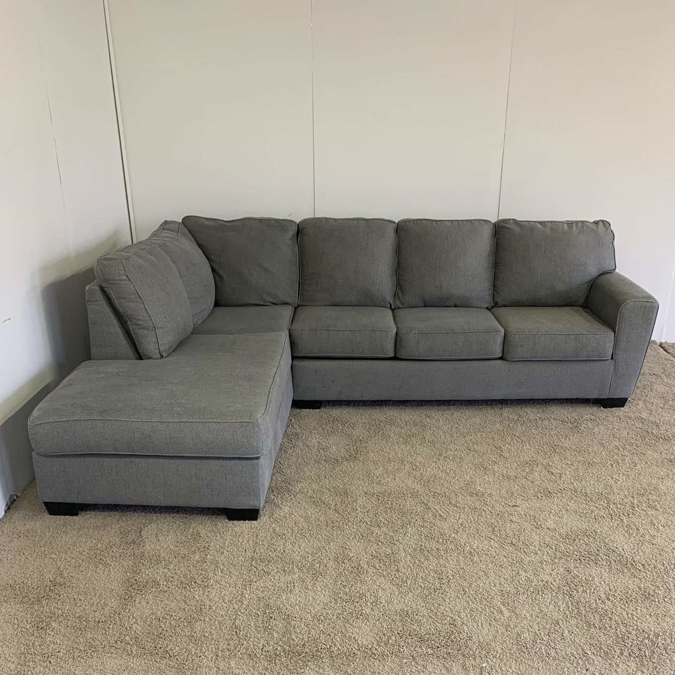 Living Spaces Gray McDade Sectional Sofa with LAF Chaise