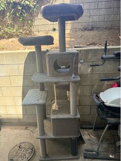 🐱 6 Foot Cat Tree / Cat Condo 🐱