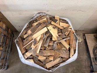 Firewood 🔥 cutoofs$100 with bin
