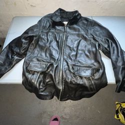 Large men’s adjustable coat