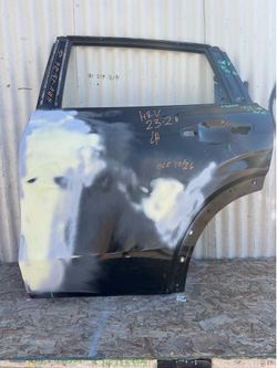 2023-2024-2025-2026 HONDA HR-V LEFT DRIVER REAR DOOR SHELL PANEL SKIN OEM  used