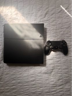 PlayStation 4 with games