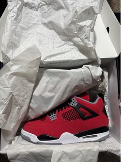 Air Jordan 4 Toro