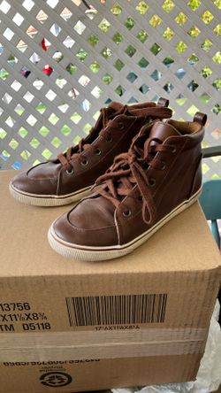 Kids Size 3 Brown Leather Look Shoes