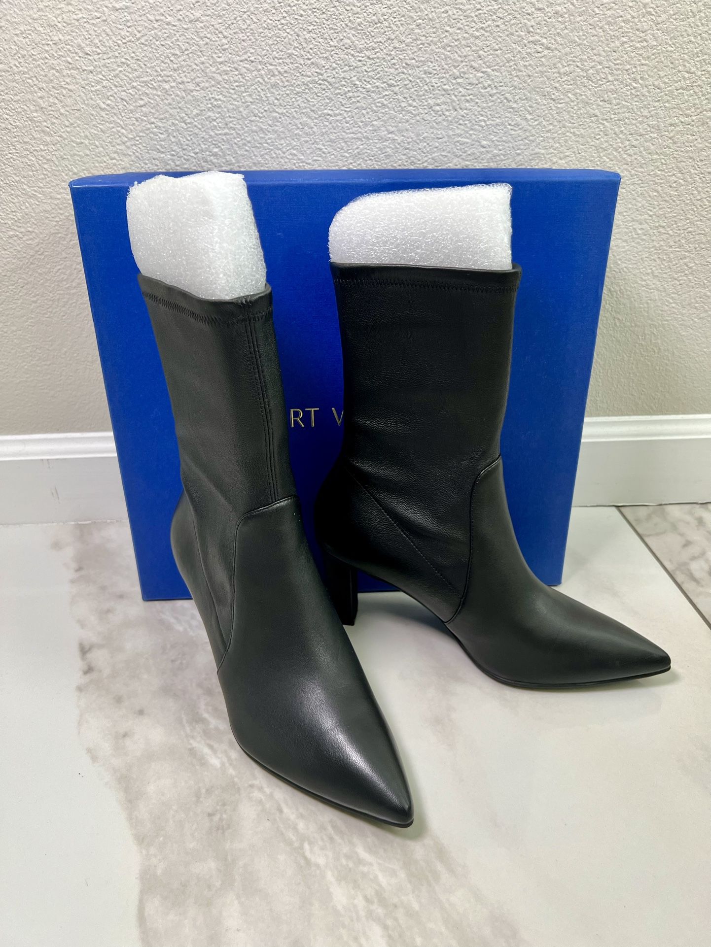 Stuart Weitzman Black Leather Boot 75