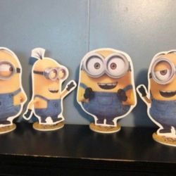 Minion Centerpieces