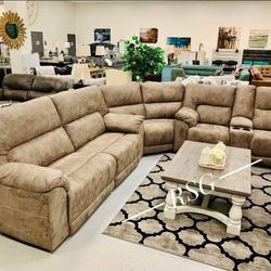 3-Piece Power Reclining Sectional with USB Port Power Control...🌟No Needed Credit Check ⚡ $39 Down Payment with Financing
2049