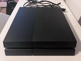Sony PlayStation 4 Console