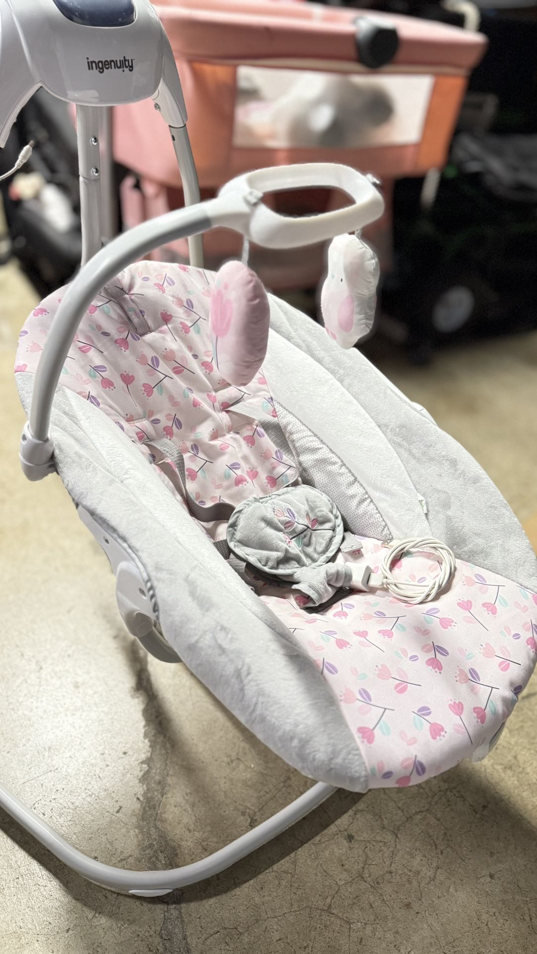 Ingenuity SimpleComfort 6-Speed Multi-Directional Babyswing