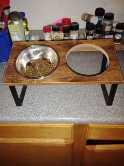 2 bowl pet feeder uplifted wood