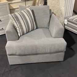 Down fill swivel chair