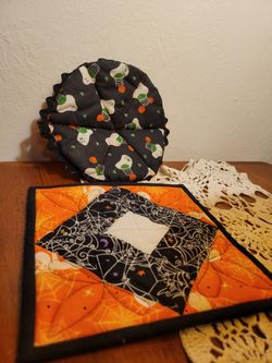 2 Halloween Hotplates