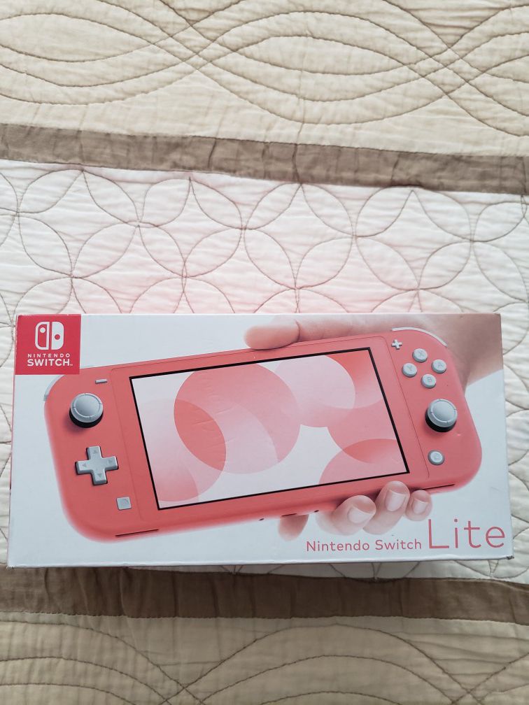 Nintendo Switch Lite- Coral