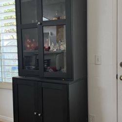 Cabinet. Wine Cabinet. 
