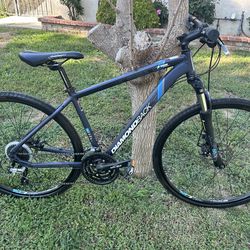 Diamondback Trace Hybrid Bike